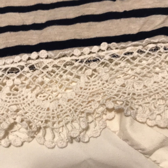 Size xl blue/beige stripe top - Picture 4 of 5